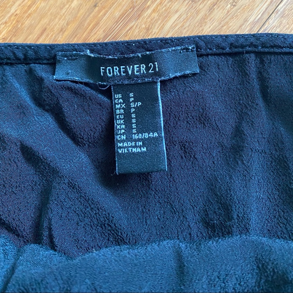 Forever 21 < Tank - Picture 3 of 3
